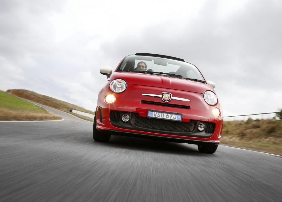  Abarth 595C (312) 2016 года  (AU) (фото 5 из 30)
